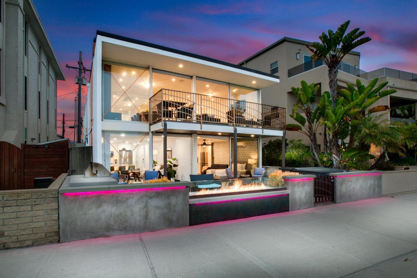 Boardwalk Shared Hot Tub And Patio Apartamento *